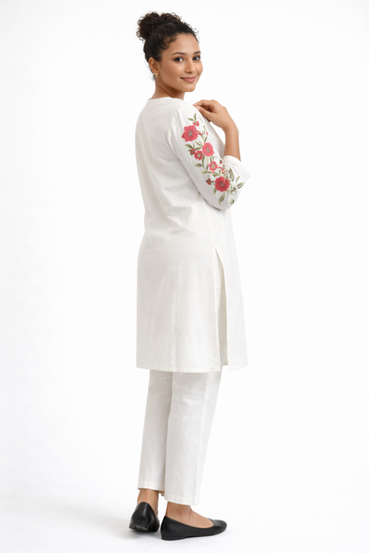 Off-White Khadi Cotton Floral Embroidered Kurta Pant Set