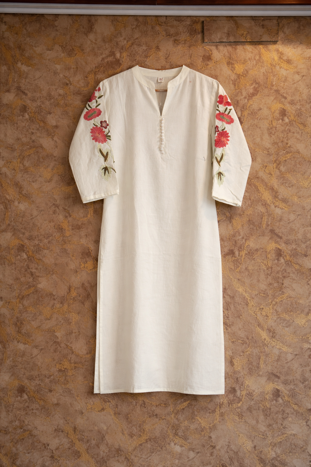 Off-White Khadi Cotton Floral Embroidered Kurta Pant Set