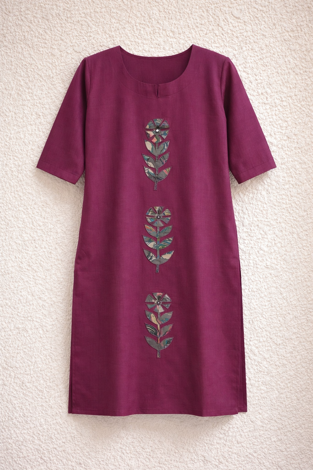 Maroon Gamthi Cotton Kurta Set with Leaf Embroidery and Floral Dupatta
