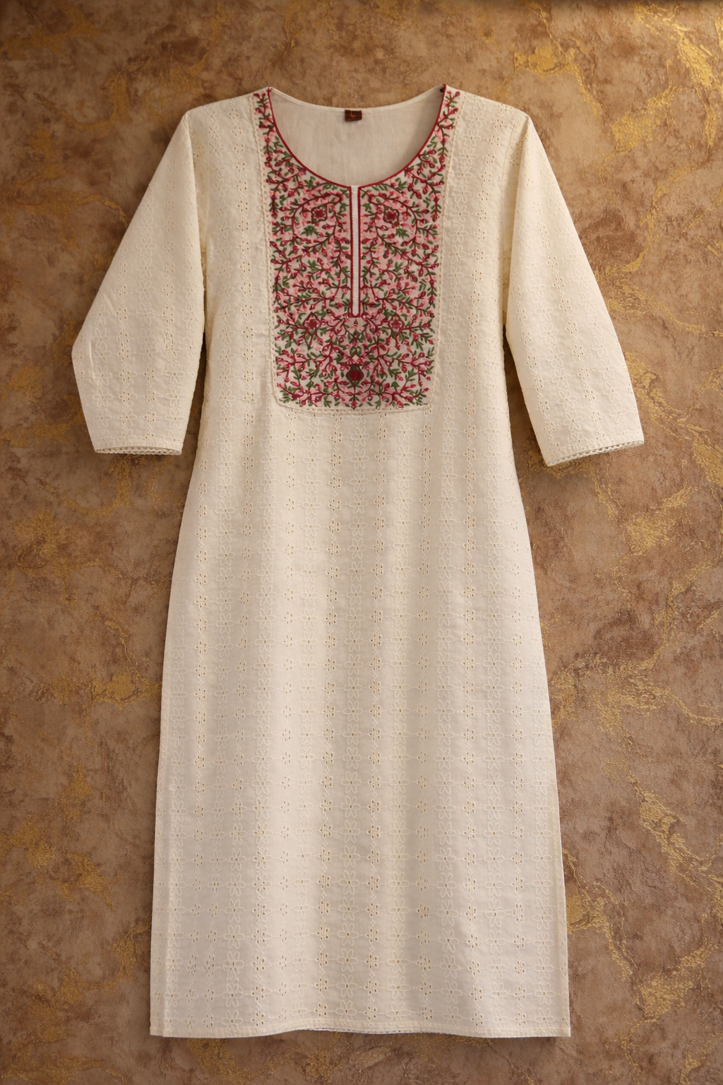 Ivory Hakoba Floral Embroidered Cotton Kurtha Set