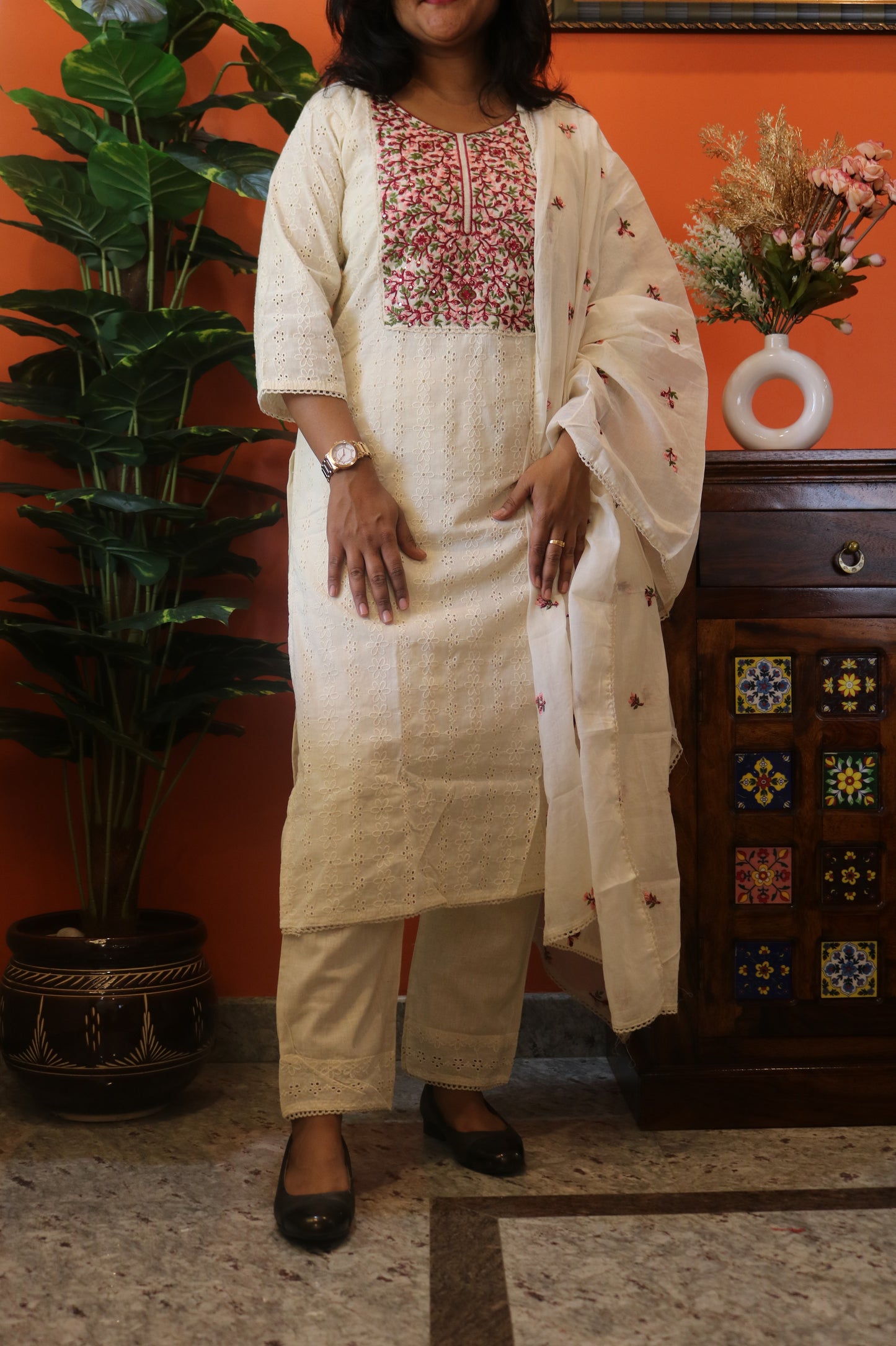 Ivory Hakoba Floral Embroidered Cotton Kurtha Set