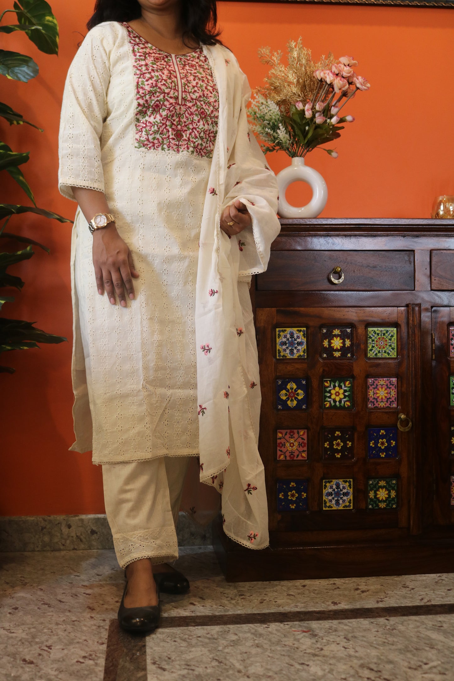 Ivory Hakoba Floral Embroidered Cotton Kurtha Set