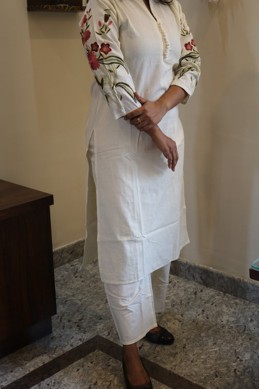 Off-White Khadi Cotton Floral Embroidered Kurta Pant Set