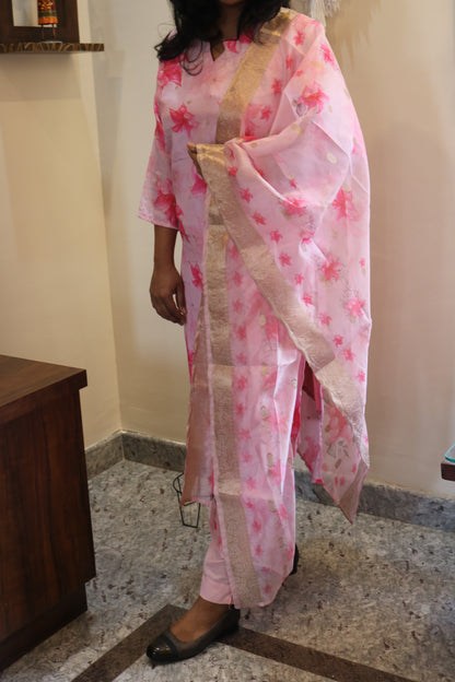 Pink Vichitra Floral Printed Kurta Pant Set with Dupatta